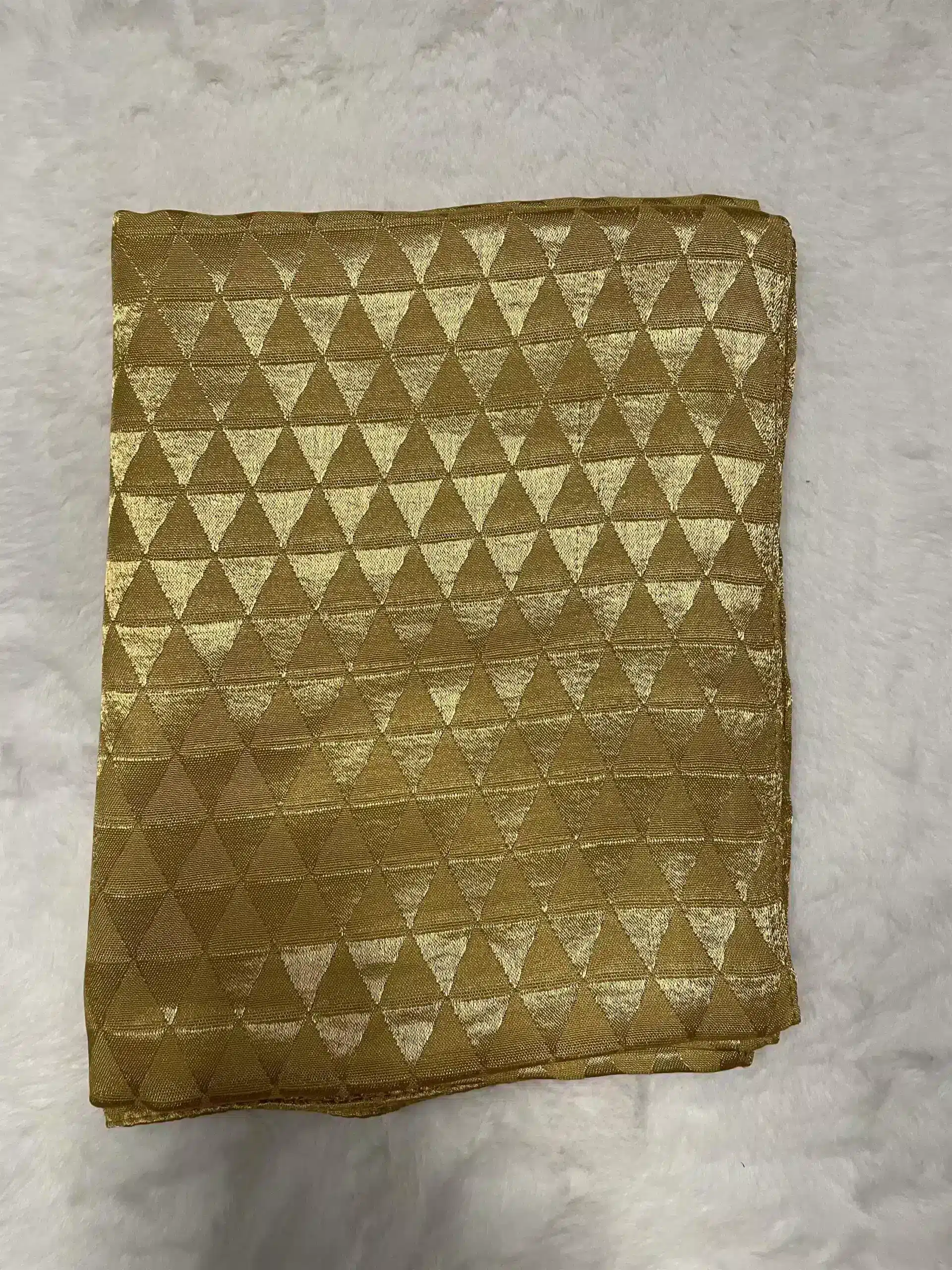 gold-piramit-desen-parlak-jakar-sal Gold, Piramit Desen | Parlak Jakar Şal - Görsel 1