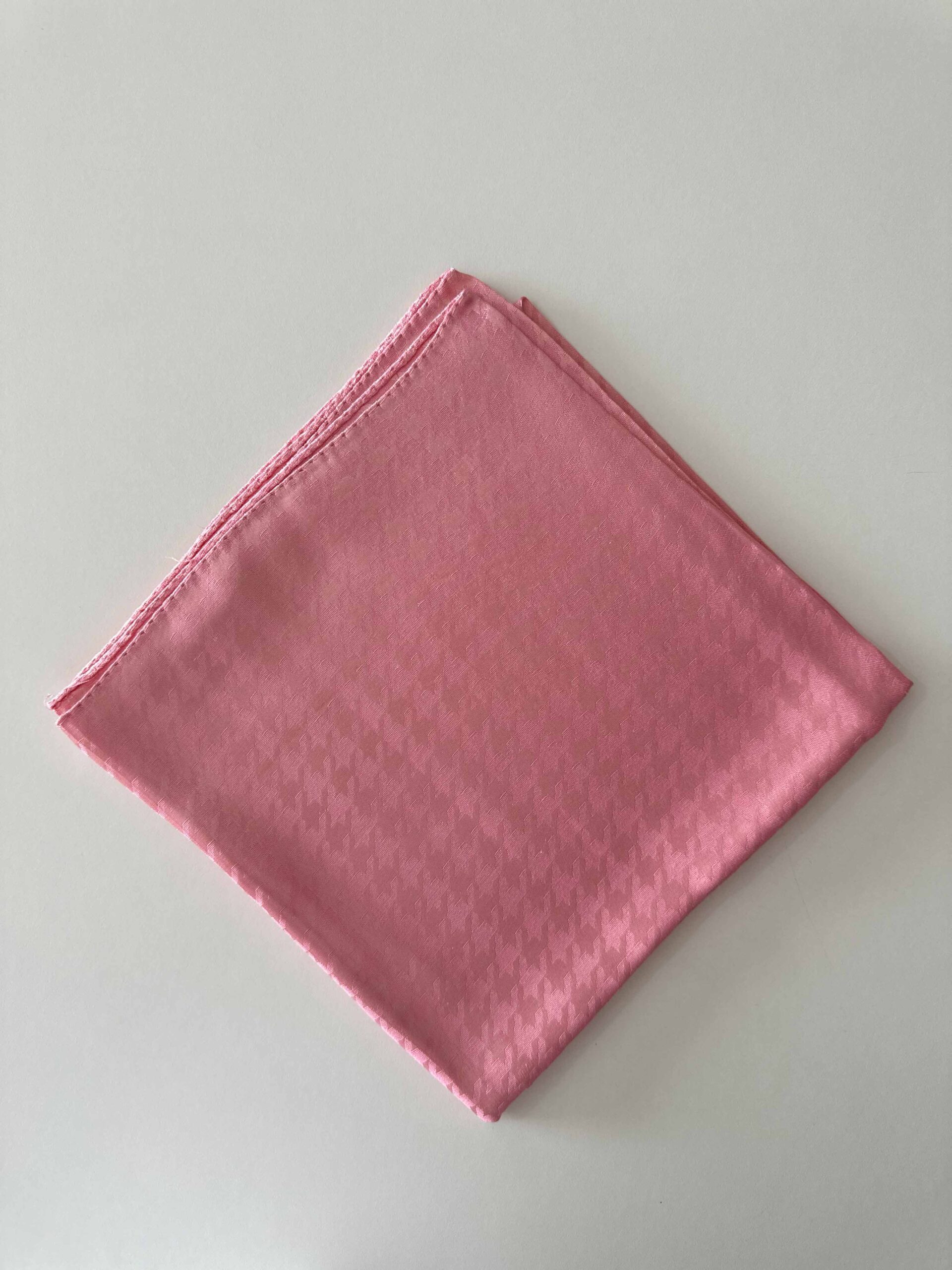 seker-pembe-kaz-ayagi-parlak-jakar-esarp-desenli-esarp parlak jakar esarp desenli eşarp