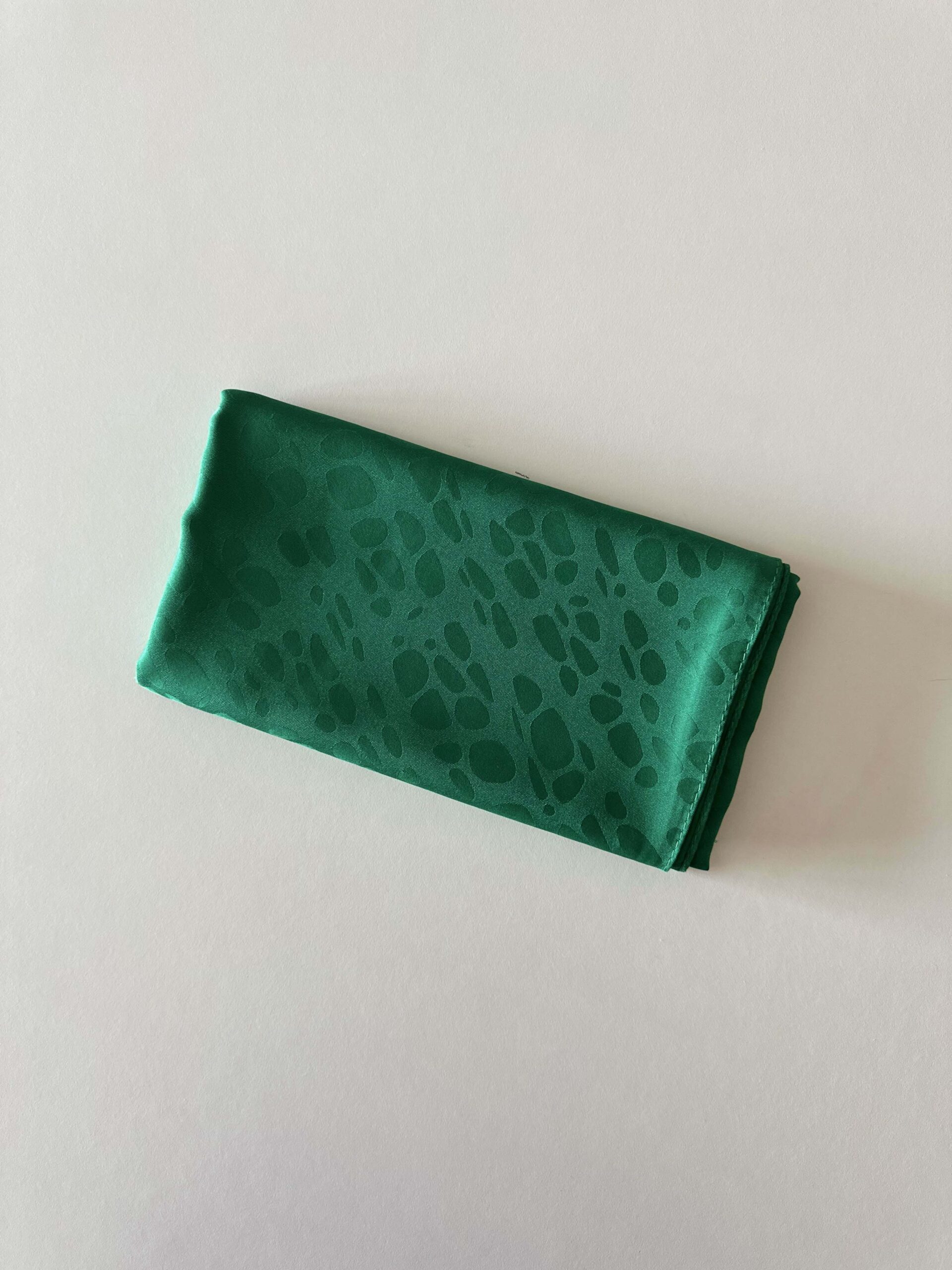 benetton-damla-desen-ipeksi-jakar-sal jakar şal