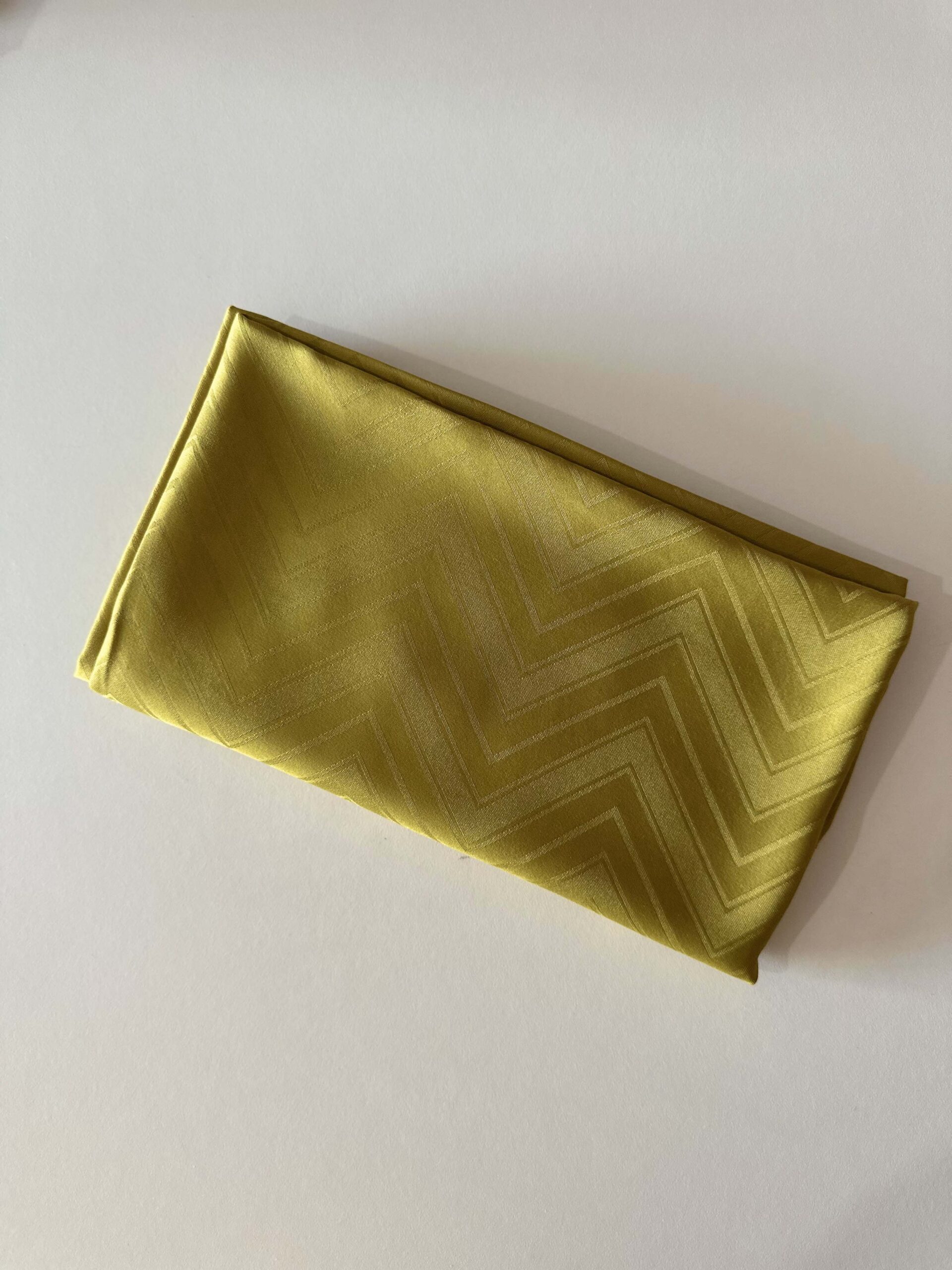 olive-elina-desen-ipeksi-jakar-sal Olive, Zikzak Desen İpeksi Jakar Şal - Görsel 1