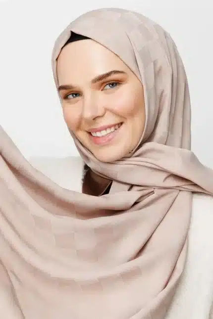 ipeksi jakar şal